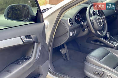 Хэтчбек Audi A3 2008 в 