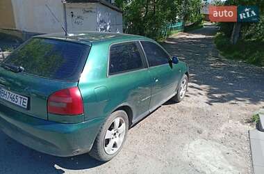 Хэтчбек Audi A3 1997 в 