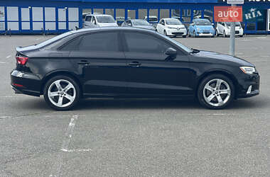 Седан Audi A3 2017 в 