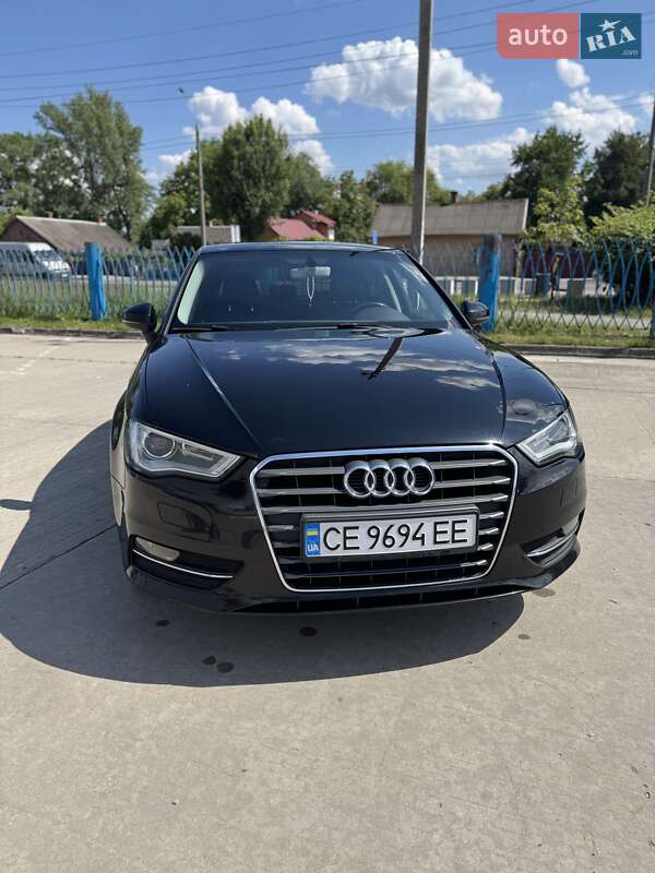 Хэтчбек Audi A3 2015 в Черновцах