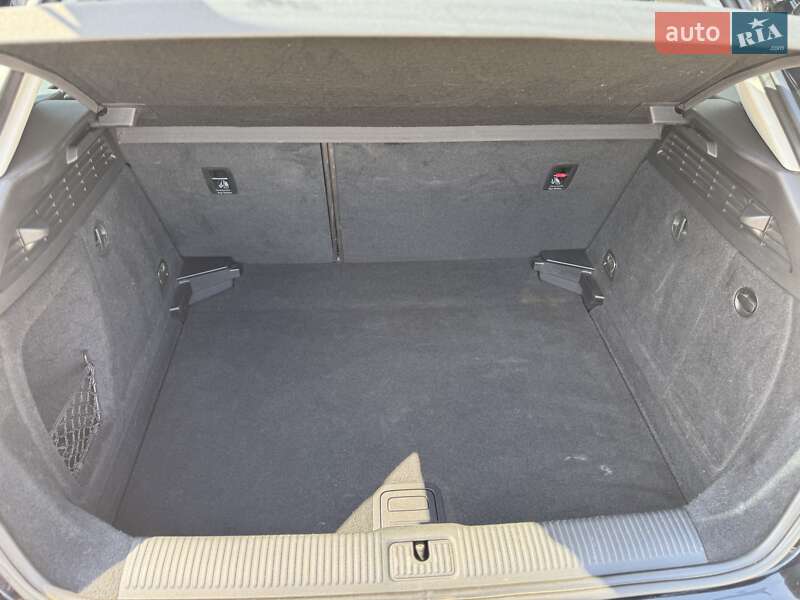 Хэтчбек Audi A3 2015 в Черновцах
