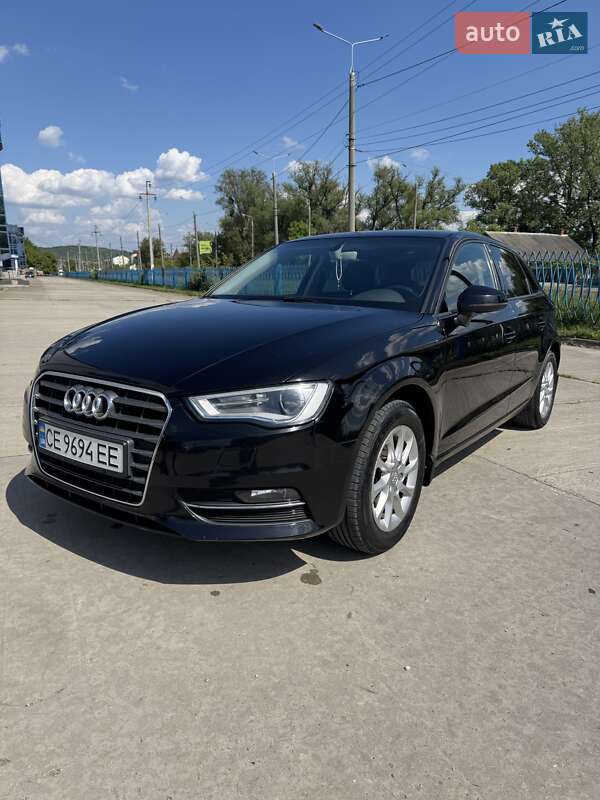 Хэтчбек Audi A3 2015 в Черновцах