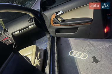 Хэтчбек Audi A3 2003 в 