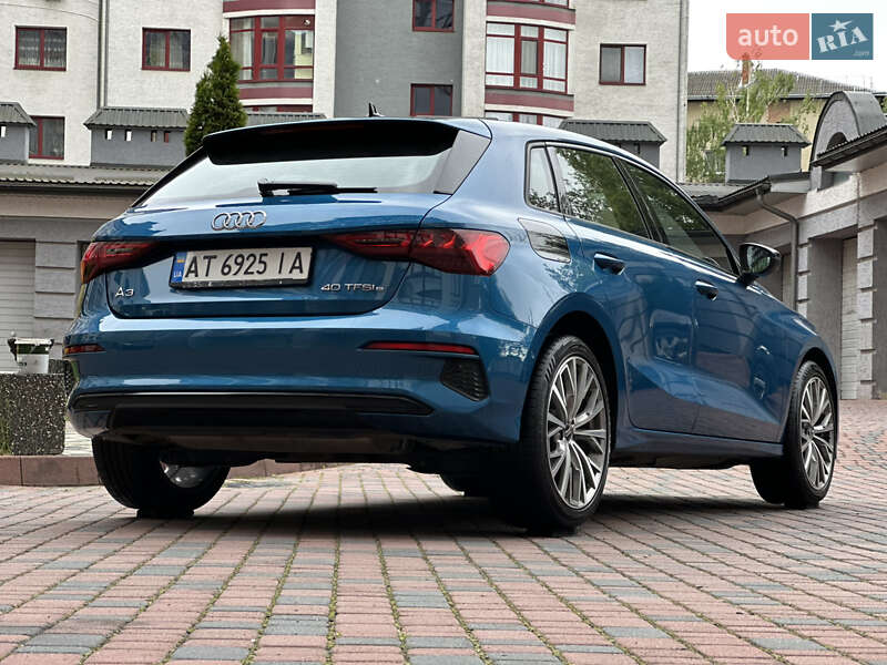 Хэтчбек Audi A3 2021 в Ивано-Франковске