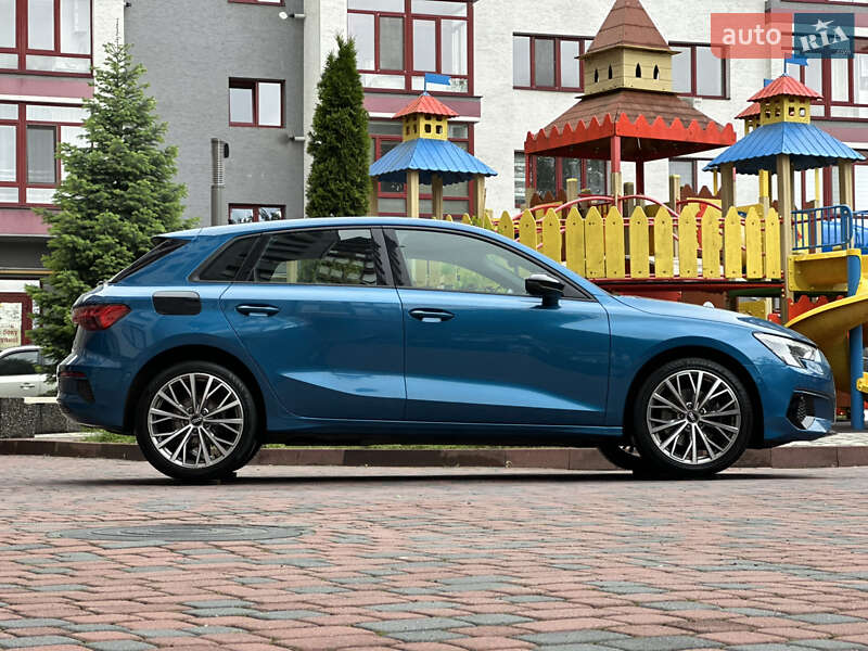 Хэтчбек Audi A3 2021 в Ивано-Франковске