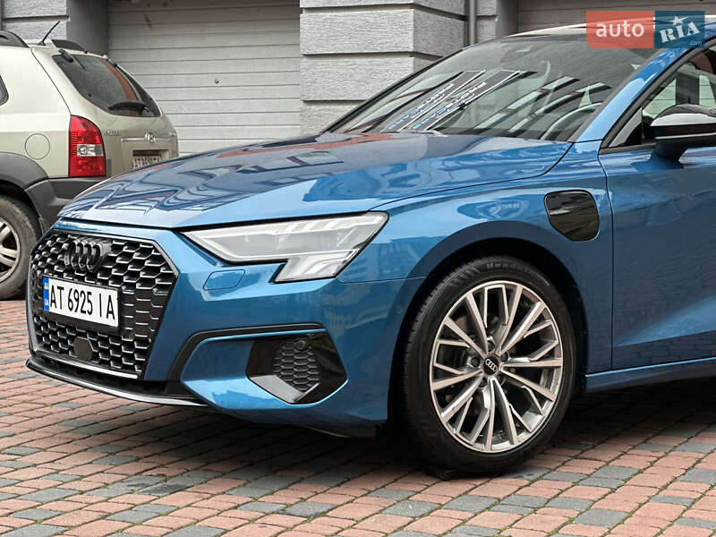 Хэтчбек Audi A3 2021 в Ивано-Франковске