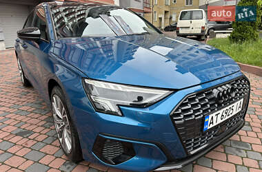 Хэтчбек Audi A3 2021 в 
