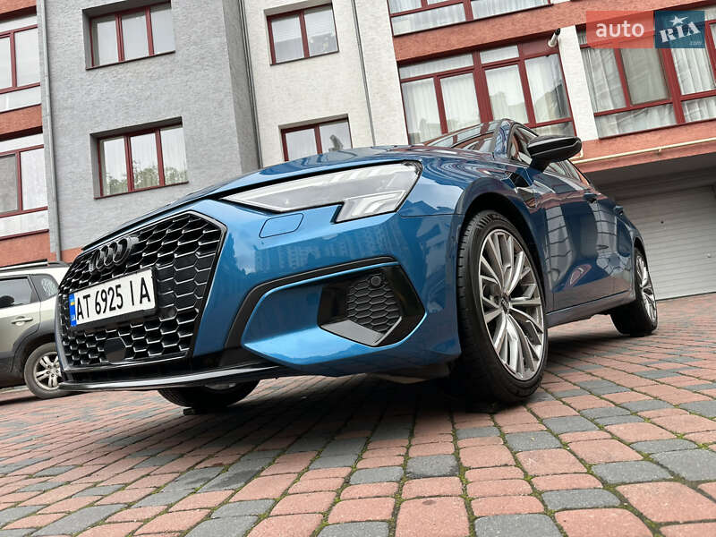 Хэтчбек Audi A3 2021 в Ивано-Франковске
