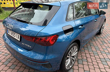 Хэтчбек Audi A3 2021 в 