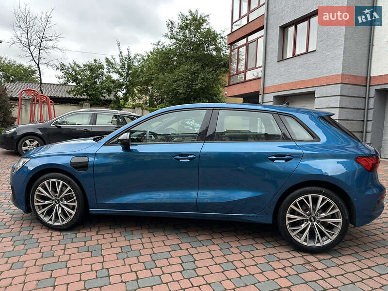 Хэтчбек Audi A3 2021 в Ивано-Франковске