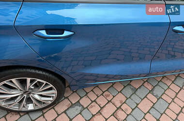 Хэтчбек Audi A3 2021 в 