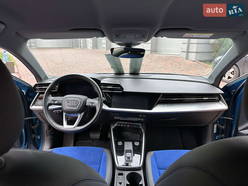 Хэтчбек Audi A3 2021 в Ивано-Франковске