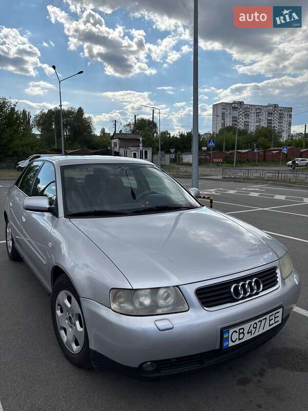 Хэтчбек Audi A3 2001 в Киеве