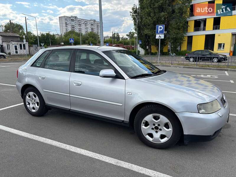 Хэтчбек Audi A3 2001 в Киеве