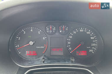 Хетчбек Audi A3 2001 в 