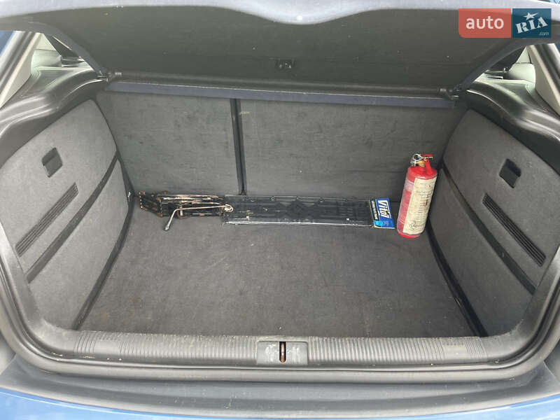 Хэтчбек Audi A3 2001 в Черкассах