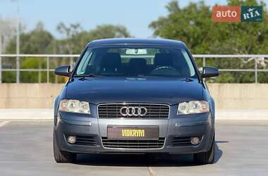 Хэтчбек Audi A3 2005 в 
