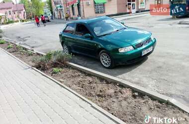 Хетчбек Audi A3 1999 в 