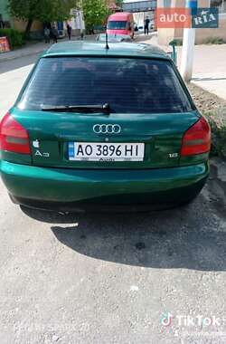 Хетчбек Audi A3 1999 в 