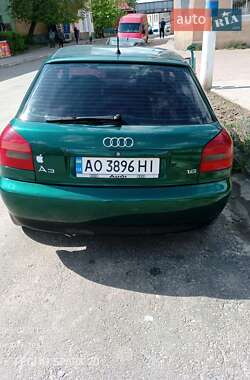 Хетчбек Audi A3 1999 в 