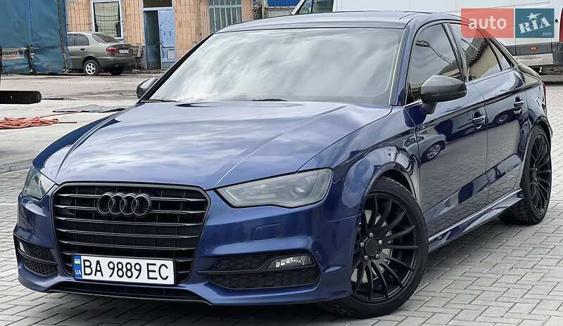 Седан Audi A3 2015 в 