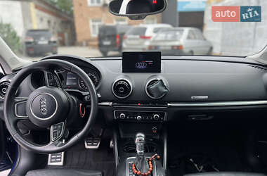 Седан Audi A3 2015 в 