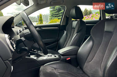 Хэтчбек Audi A3 2013 в 