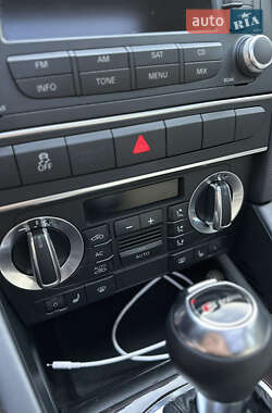Хэтчбек Audi A3 2011 в 