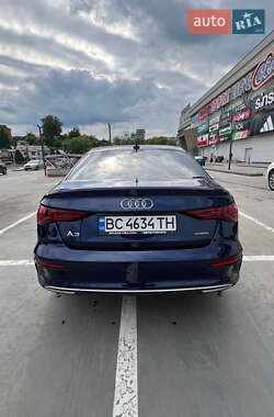 Седан Audi A3 2022 в 