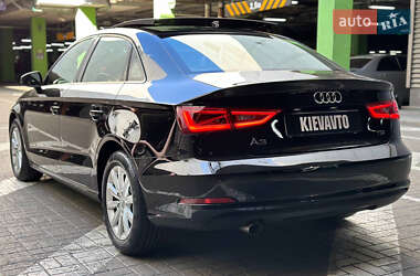 Седан Audi A3 2015 в 