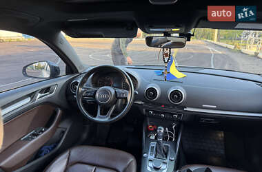 Седан Audi A3 2018 в 