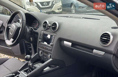 Хетчбек Audi A3 2009 в 
