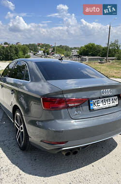 Седан Audi A3 2018 в 