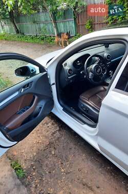 Седан Audi A3 2014 в 