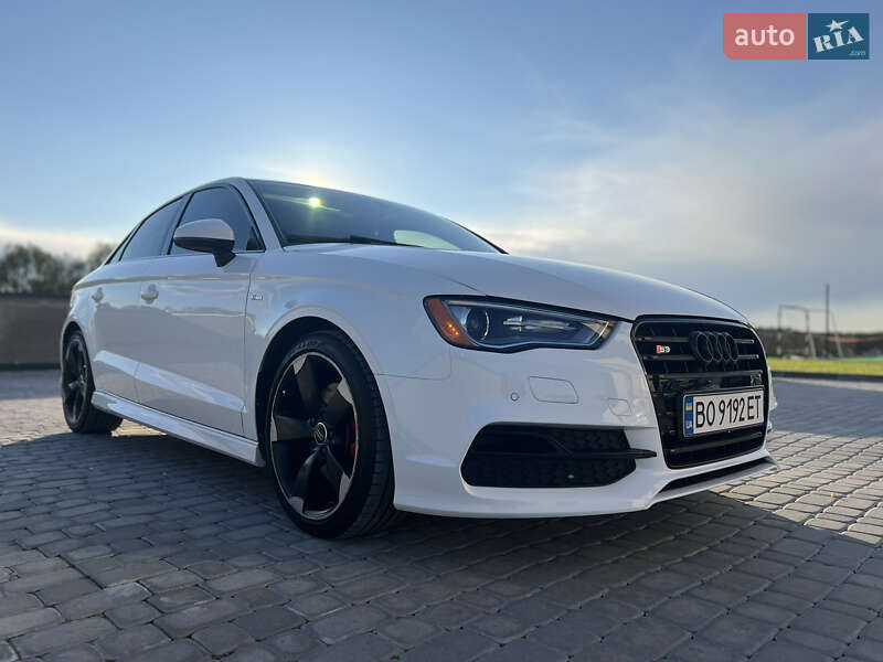 Седан Audi A3 2015 в Тернополі