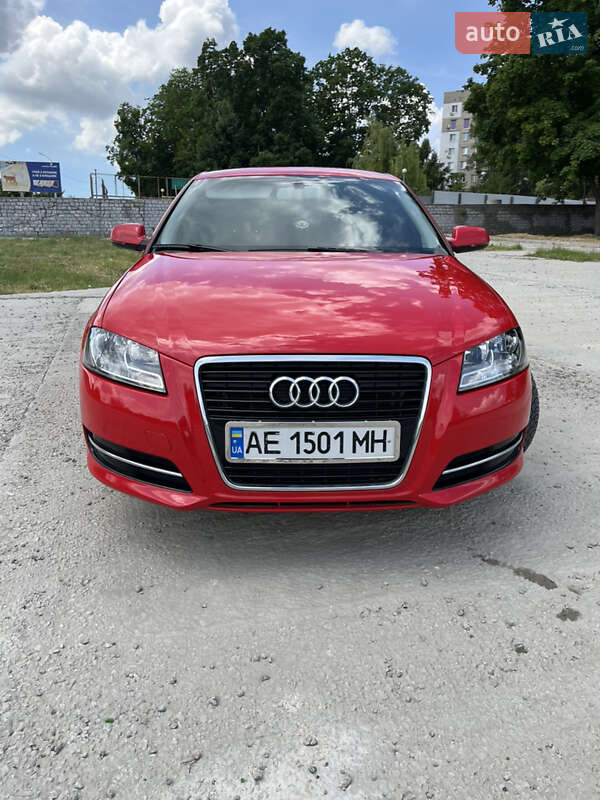 Хэтчбек Audi A3 2012 в Днепре
