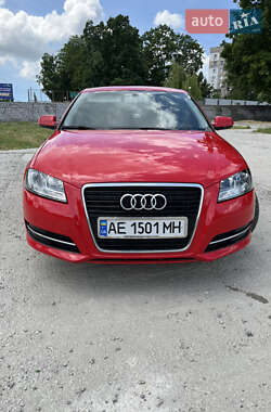 Хэтчбек Audi A3 2012 в 