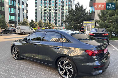 Седан Audi A3 2023 в 