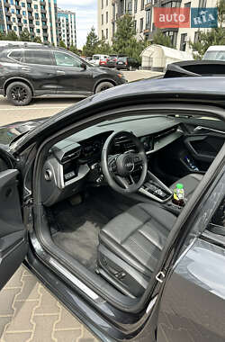 Седан Audi A3 2023 в 