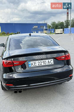 Седан Audi A3 2014 в 