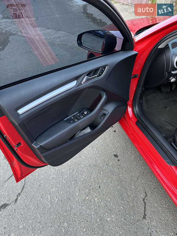 Седан Audi A3 2015 в Києві