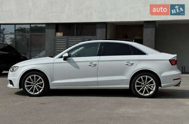 Седан Audi A3 2014 в 