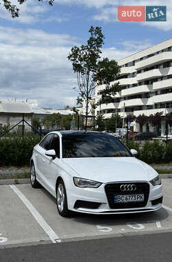 Седан Audi A3 2015 в 