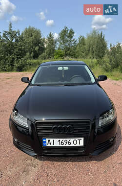 Хетчбек Audi A3 2011 в 
