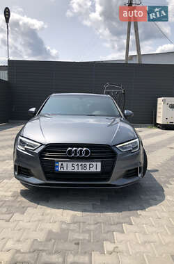 Седан Audi A3 2016 в 