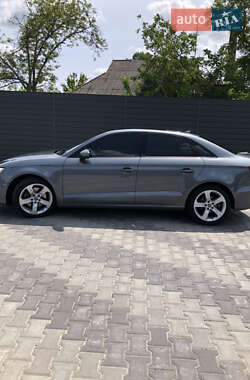 Седан Audi A3 2016 в 