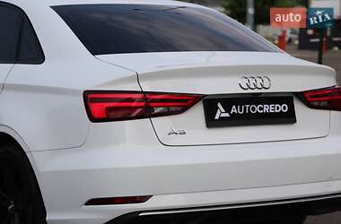 Седан Audi A3 2018 в 