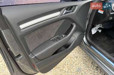 Хэтчбек Audi A3 2014 в 