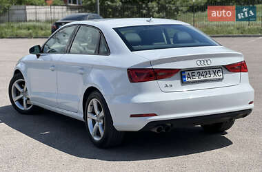 Седан Audi A3 2014 в 
