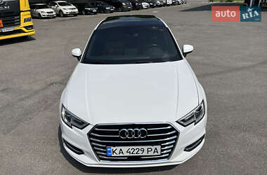 Седан Audi A3 2016 в 
